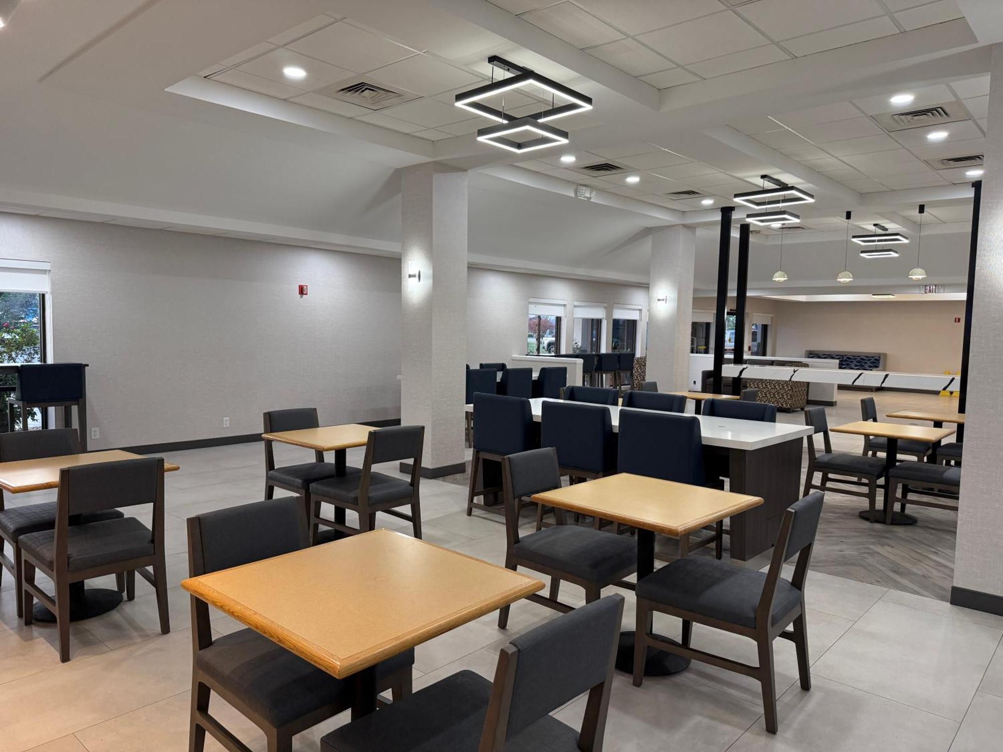 Quality Inn & Suites Baton Rouge West - Port Allen Buitenkant foto