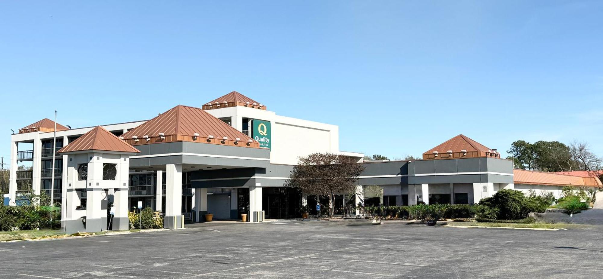 Quality Inn & Suites Baton Rouge West - Port Allen Buitenkant foto