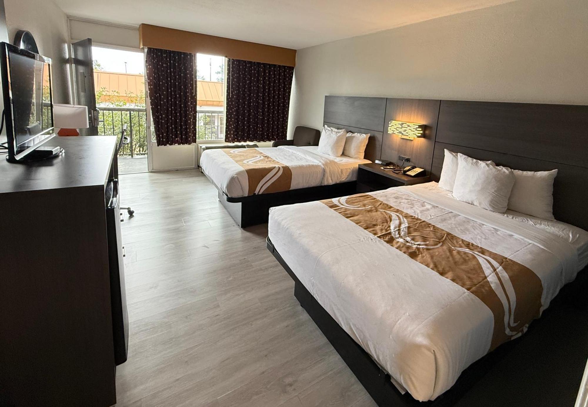Quality Inn & Suites Baton Rouge West - Port Allen Buitenkant foto