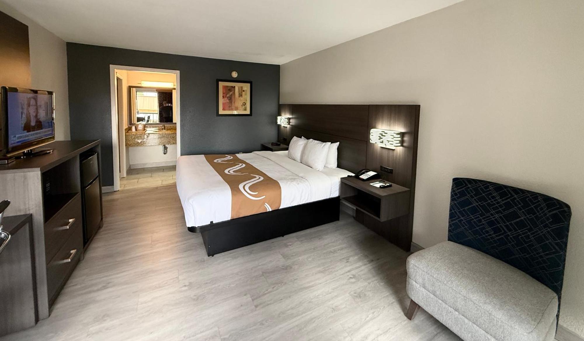 Quality Inn & Suites Baton Rouge West - Port Allen Buitenkant foto