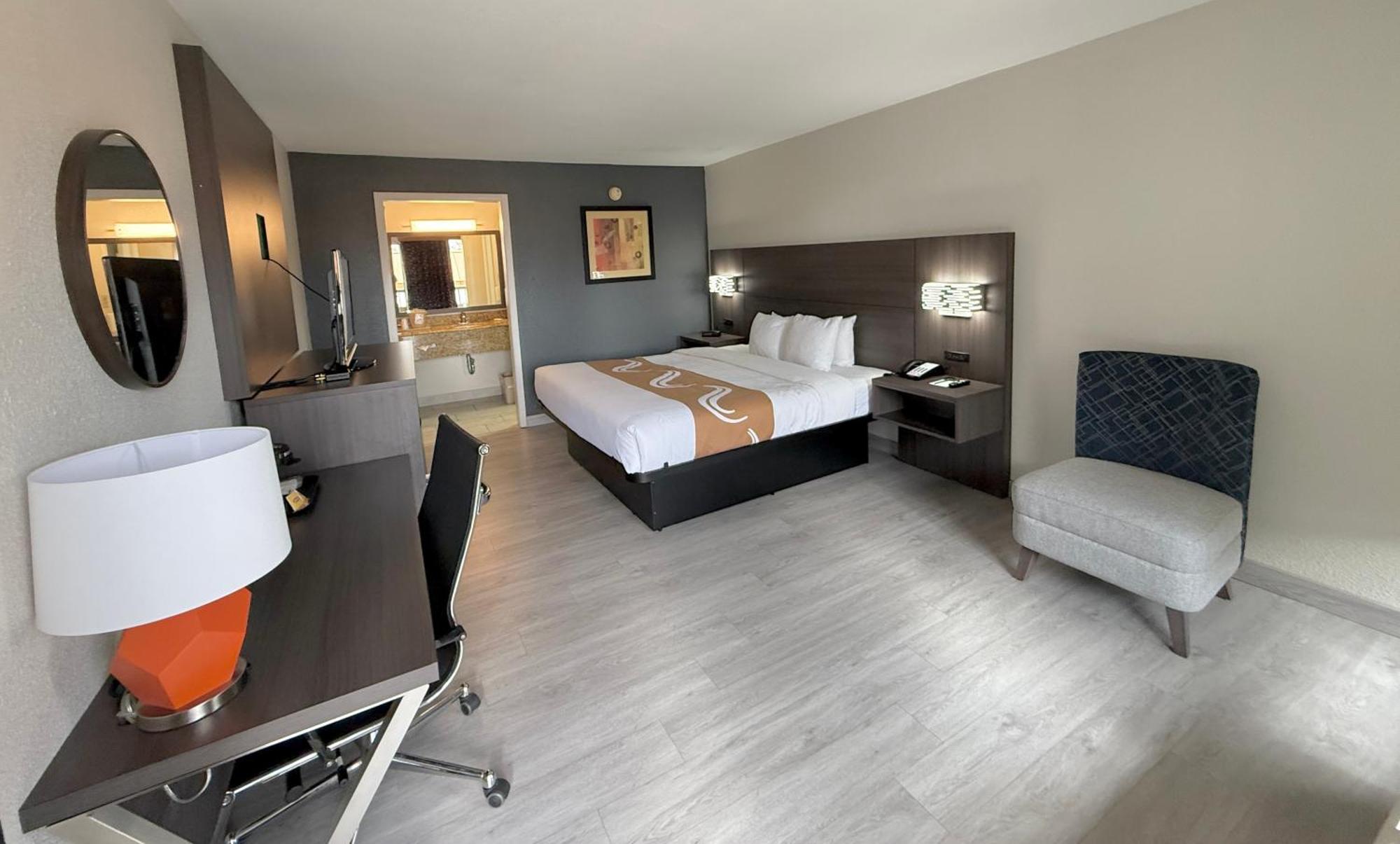 Quality Inn & Suites Baton Rouge West - Port Allen Buitenkant foto