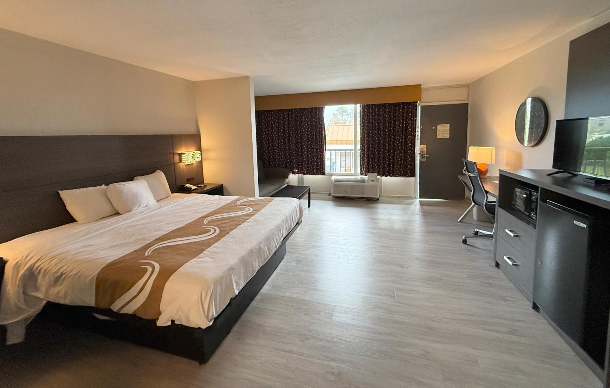 Quality Inn & Suites Baton Rouge West - Port Allen Buitenkant foto