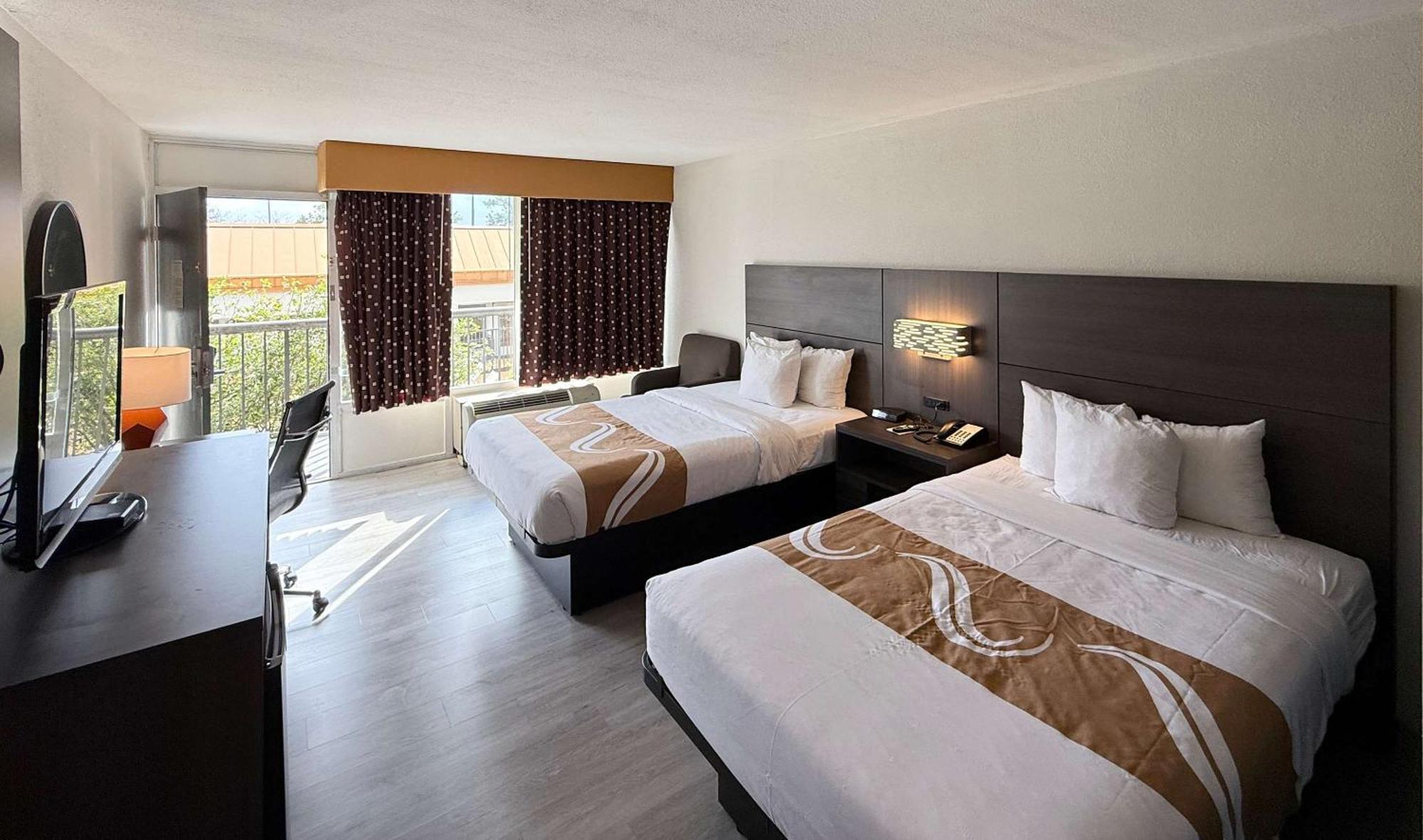 Quality Inn & Suites Baton Rouge West - Port Allen Buitenkant foto