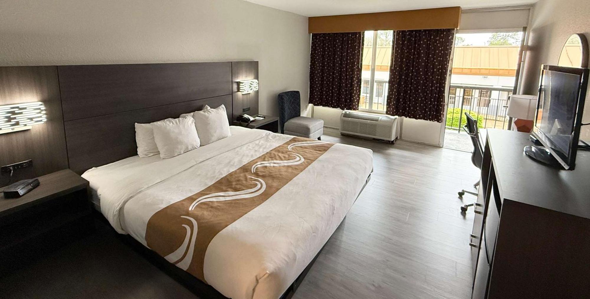 Quality Inn & Suites Baton Rouge West - Port Allen Buitenkant foto